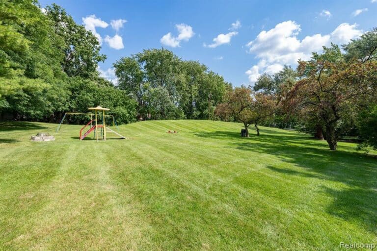 Crosswinds Association Management Inc